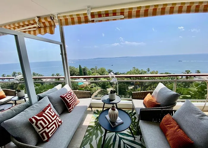 Front De Panoramique Super Cannes شقة